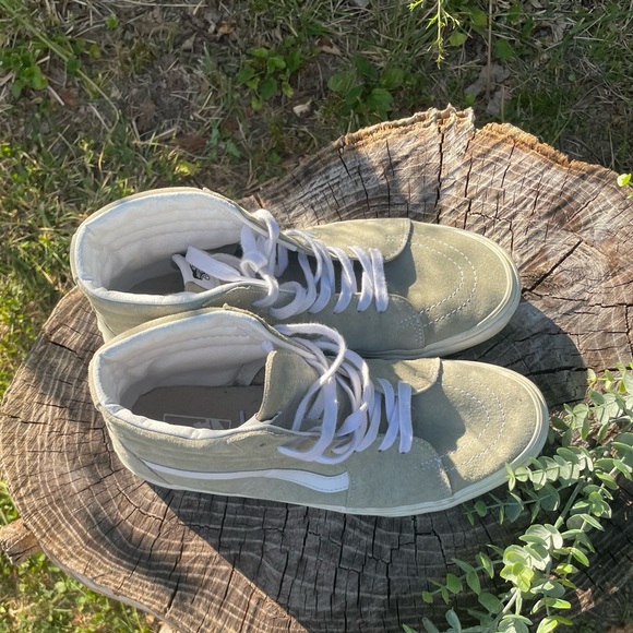 Vans - Picture 4 of 9